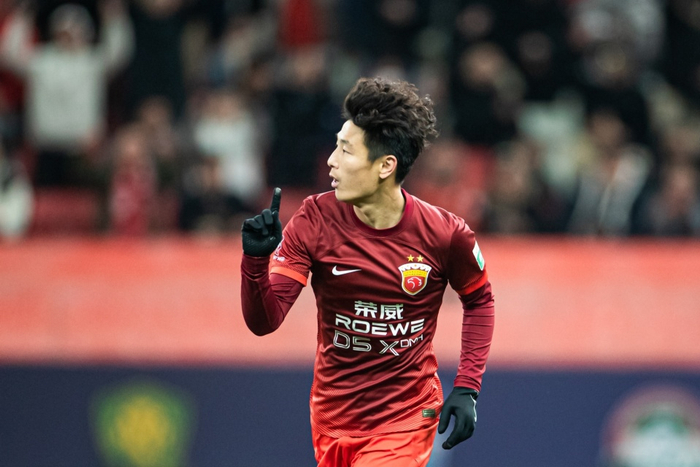 武磊替补8分钟双响破球荒 498天后再现神迹