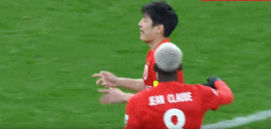 武磊替补8分钟双响破球荒 498天后再现神迹