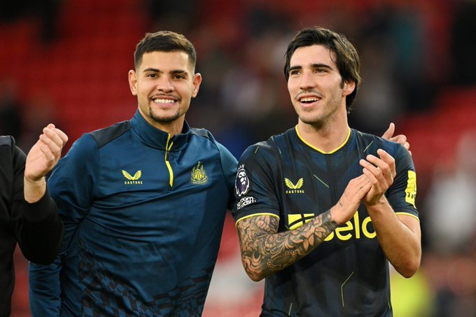 纽卡斯尔双星引争抢 吉马良斯托纳利争夺战升级